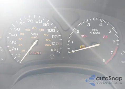 2002 Saturn L-Series L200 from USA, damaged, VIN 1G8JU54F82Y570718